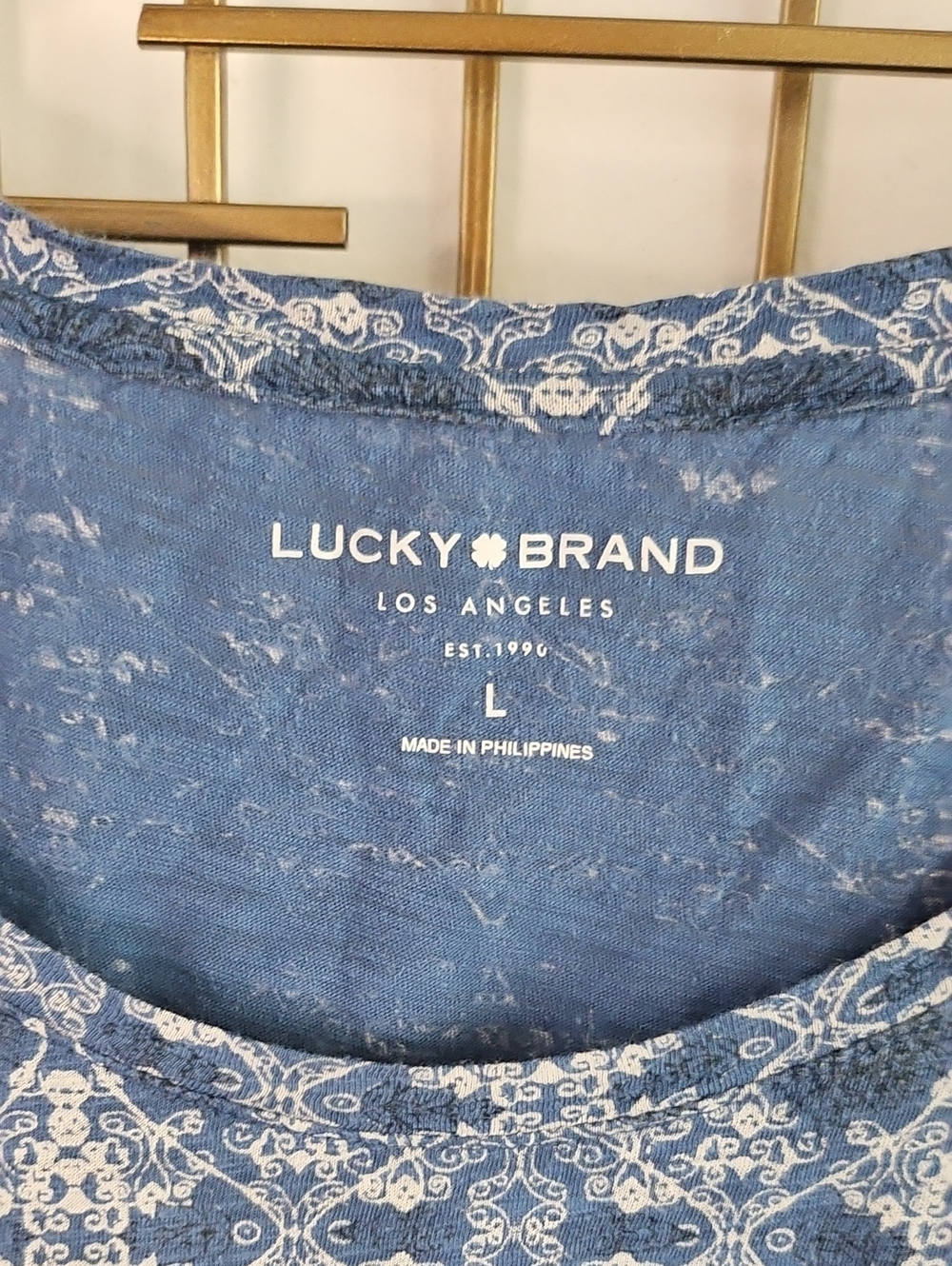 L- Lucky Brand- Blue Paisley Print Short Sleeve Tee - Picture 2 of 6